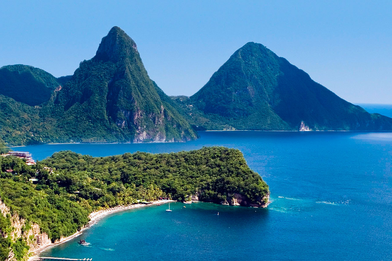 St.-Lucia-Pitons - Medicine & Manicures