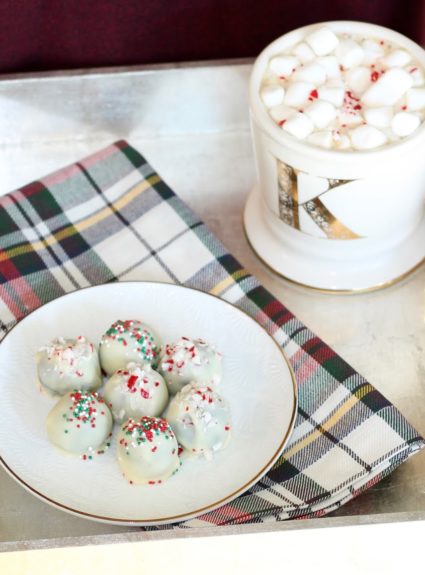 Cookie Swap: White Chocolate Oreo Balls (+ 9 Yummy Recipes Just in Time for the Holidays)