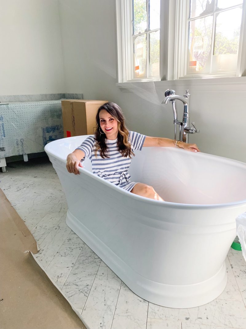 freestanding tub