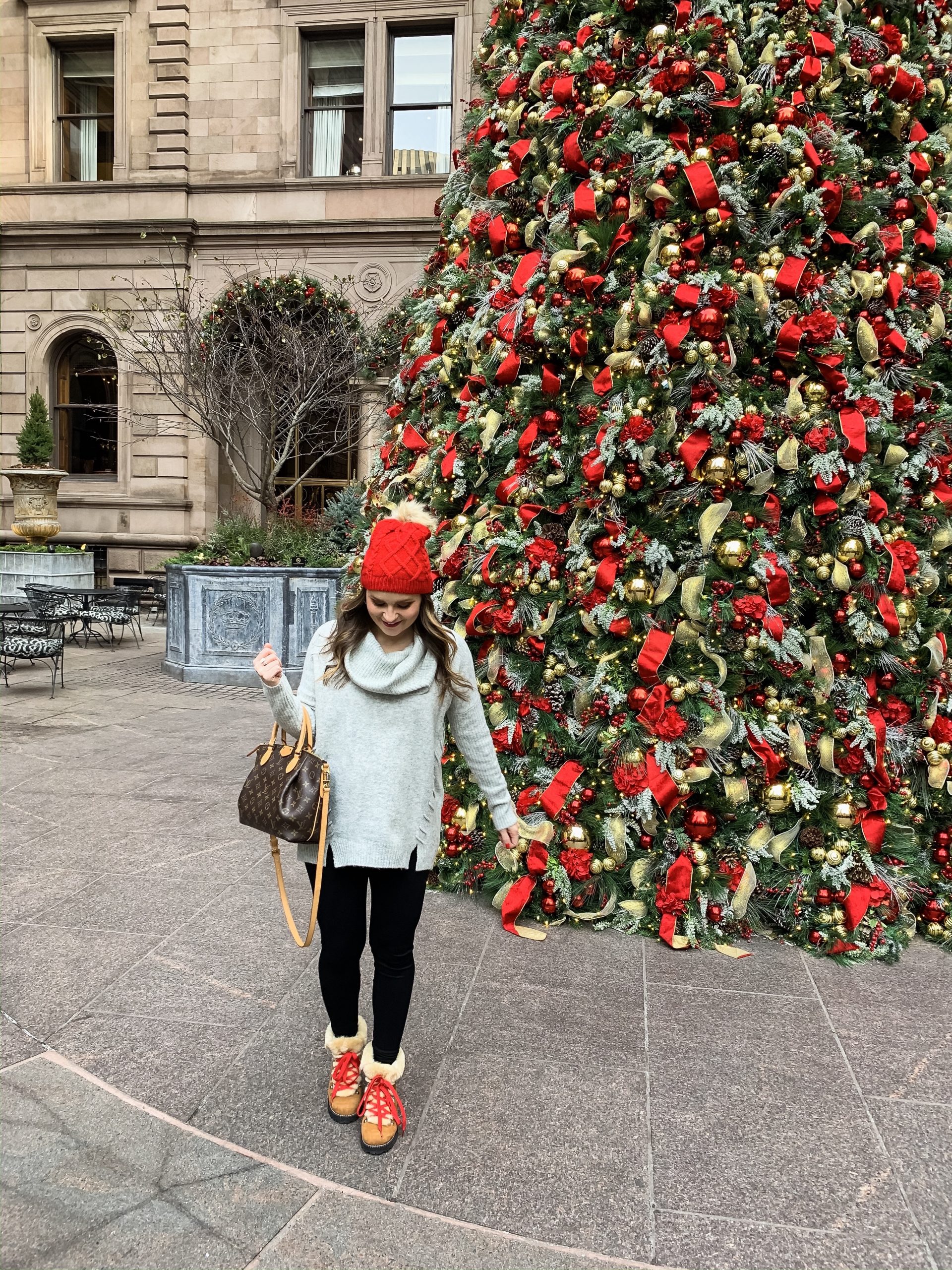 Lotte New York palace christmas tree